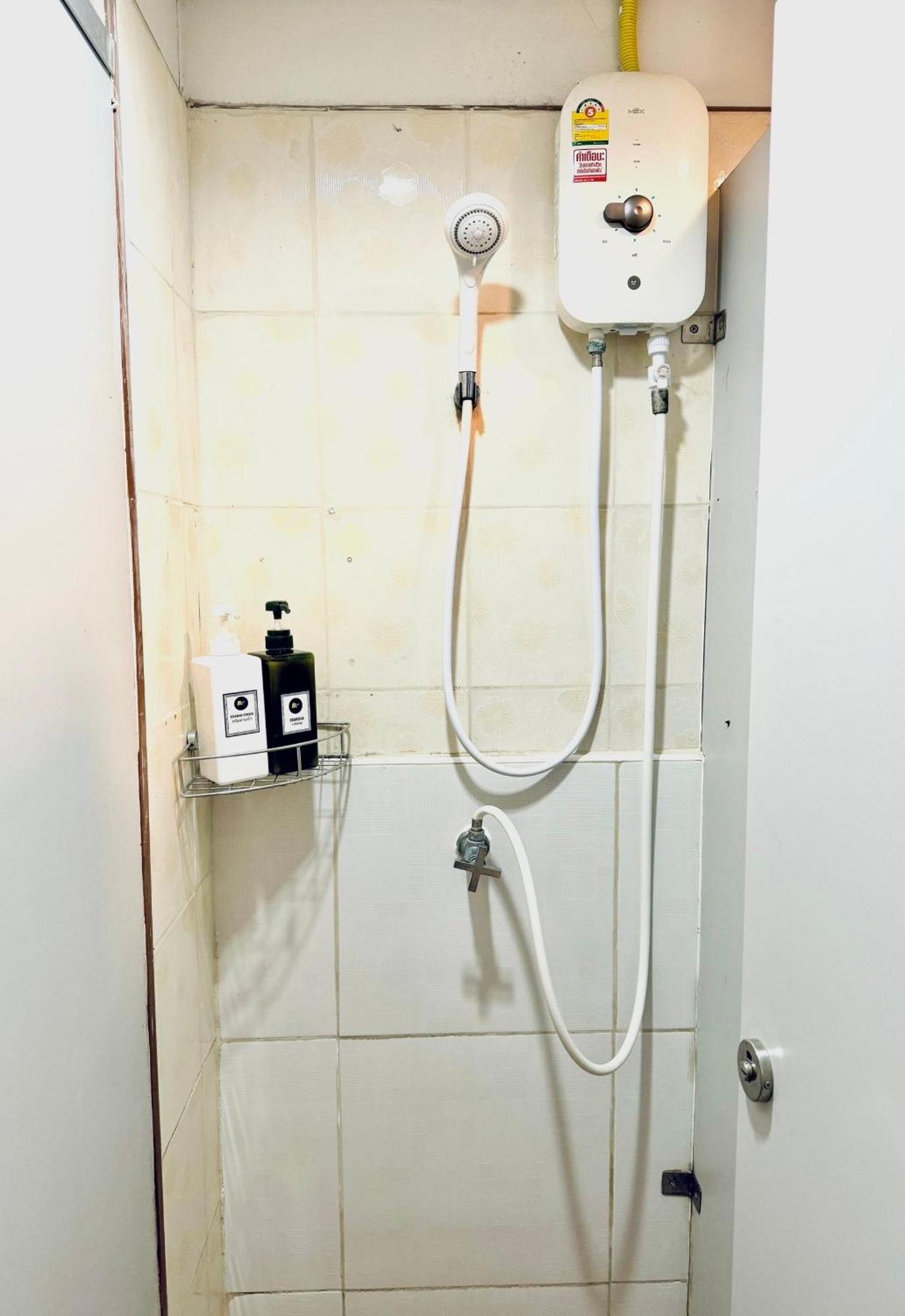 Best Bed Suvarnabhumi Hostel Bangkok Bagian luar foto