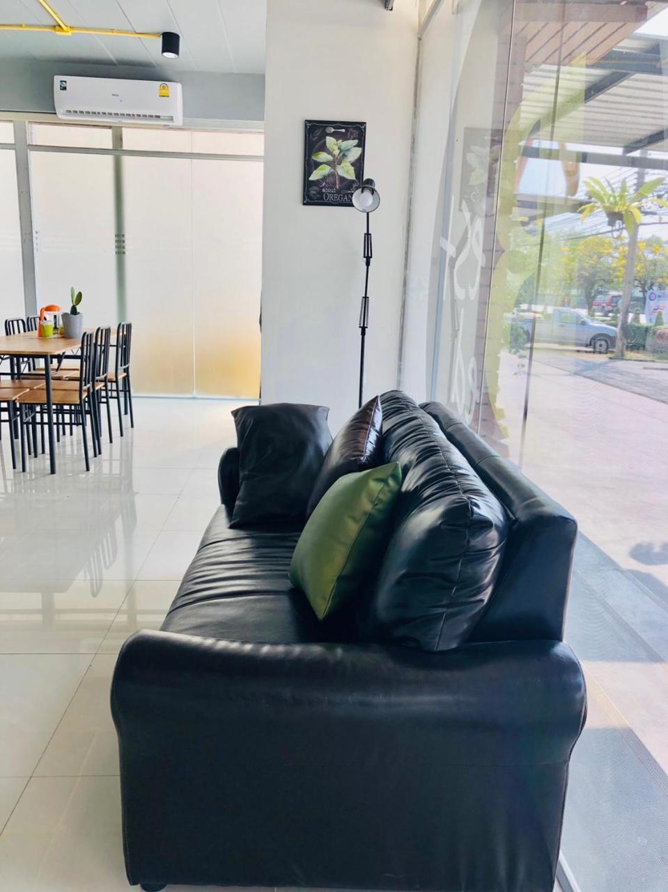 Best Bed Suvarnabhumi Hostel Bangkok Bagian luar foto